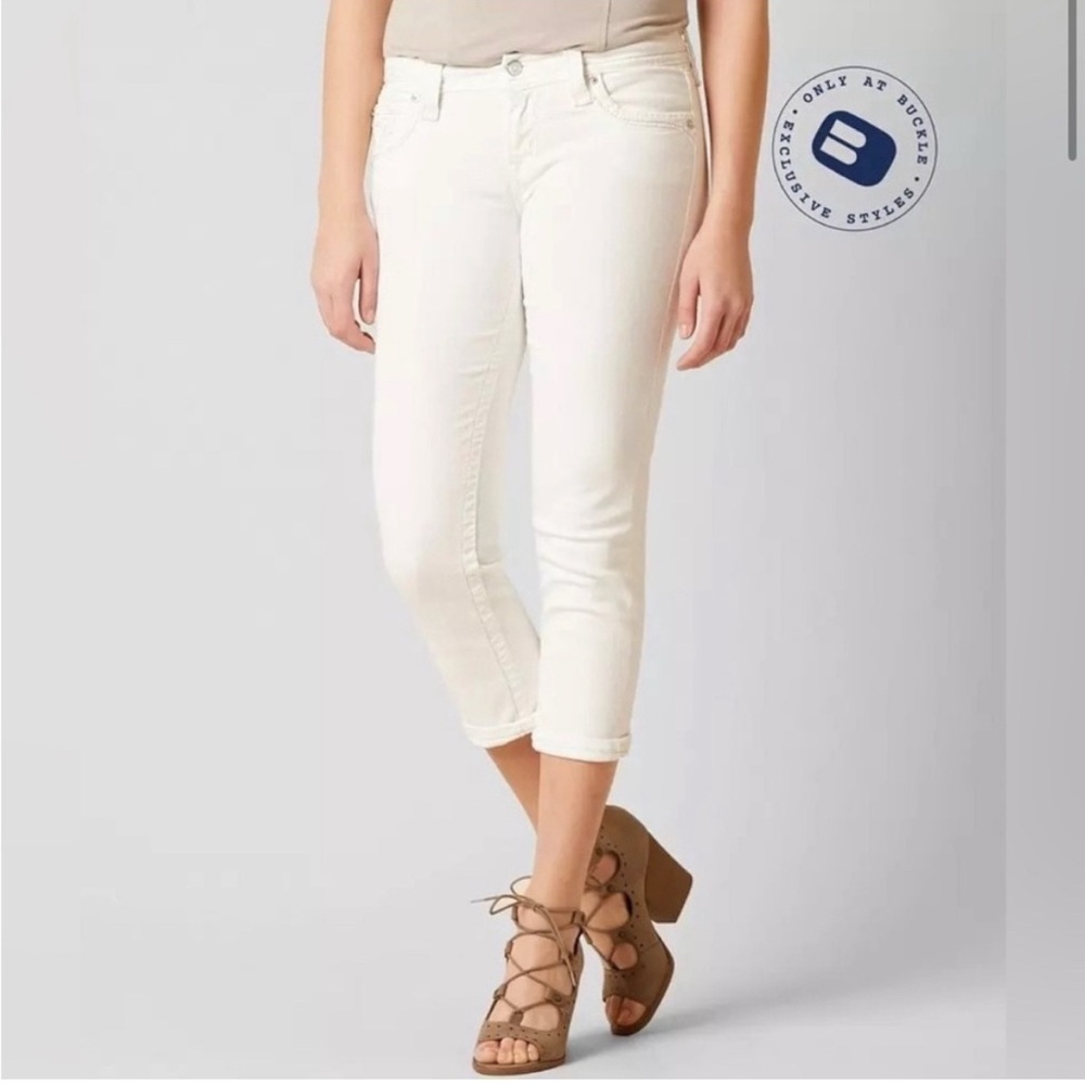 Rock Revival Sundee Easy Stretch Crop White Jeans.‎